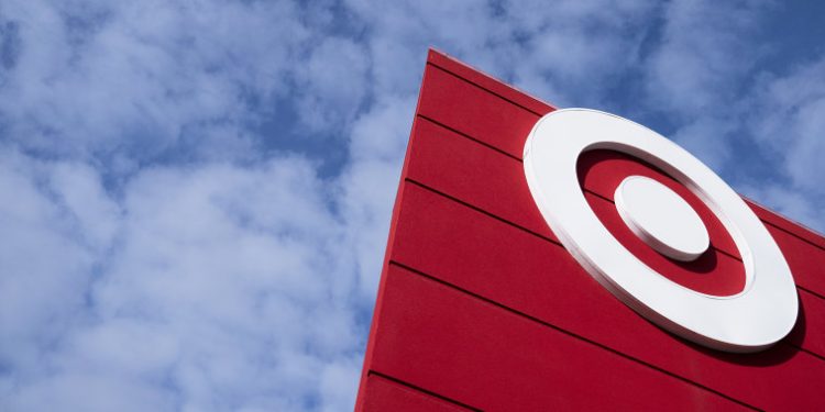 Target will stop accepting personal checks