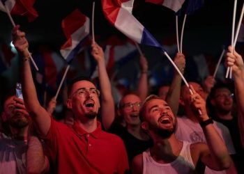 French election preview: Polls show right-wing party leads runoff as opponents urge tactical voting
