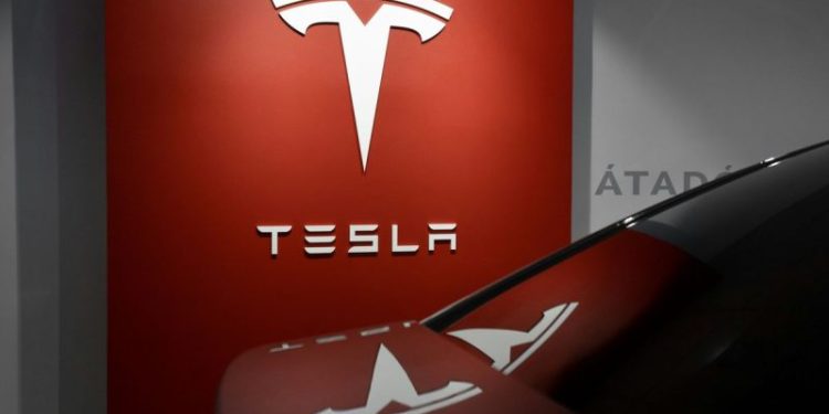 Tesla’s Share of US EV Market Dips Below 50 Percent for First Time