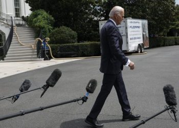 Biden focused on ‘legacy’ in final months, but skeleton schedule ‘signals’ an empty house to rivals: expert