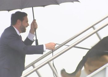 Who’s a good boy? JD Vance’s family pooch makes campaign trail debut