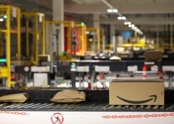 Promises of ‘passive income’ on Amazon led to death threats for negative online review, FTC says