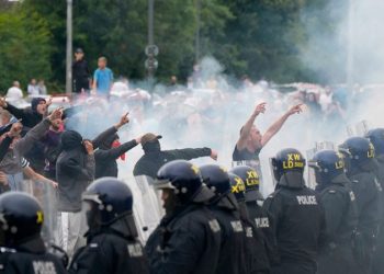 UK government accused of cracking down on free speech: ‘Think before you post’