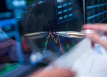 Cruise Or Soar? Carnival, Delta, and United Hit New Highs—Which One’s Your Best Bet?