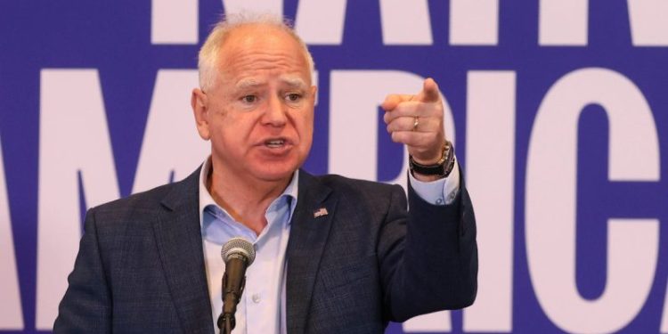 Walz repeats Clinton attack that Trump Madison Square Garden event mirrored 1930s Nazi rally