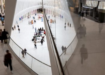 Malls are using new restaurants to draw consumers as shopping centers reinvent themselves