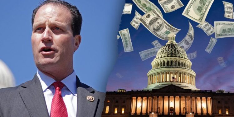 Scoop: Key conservative caucus draws red line on House budget plan