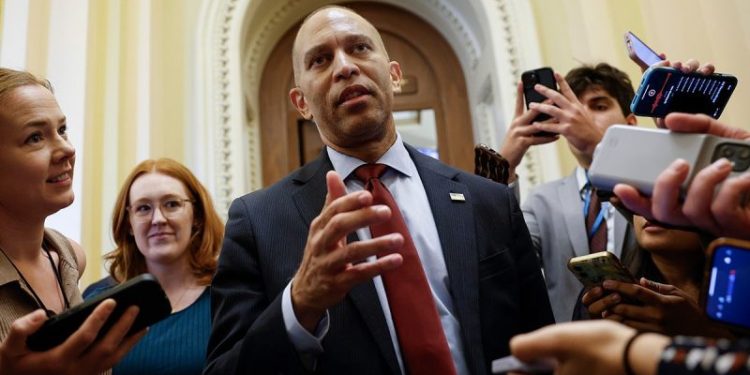 Hakeem Jeffries breaks Kevin McCarthy record while stalling Trump’s ‘big, beautiful bill’