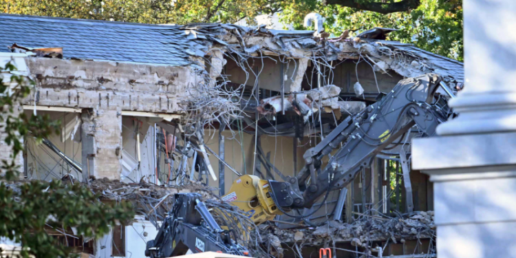 Swalwell demands 2028 Dem candidates vow to destroy Trump’s White House ballroom project